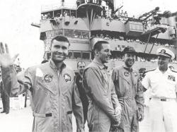 apollo13crewlg.jpg